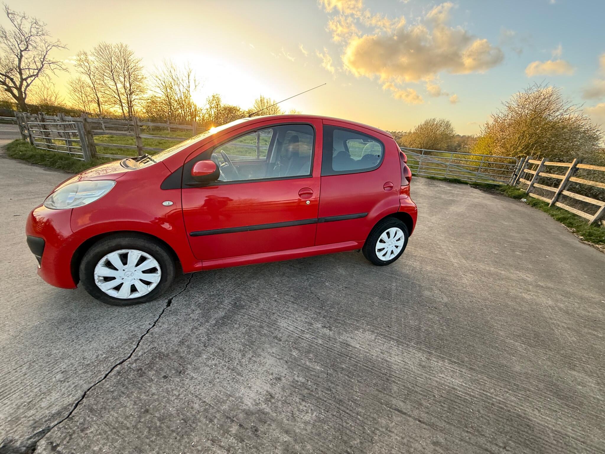 Peugeot 107 1.0 12V Active Euro 5 5dr — photo 61 of 86
